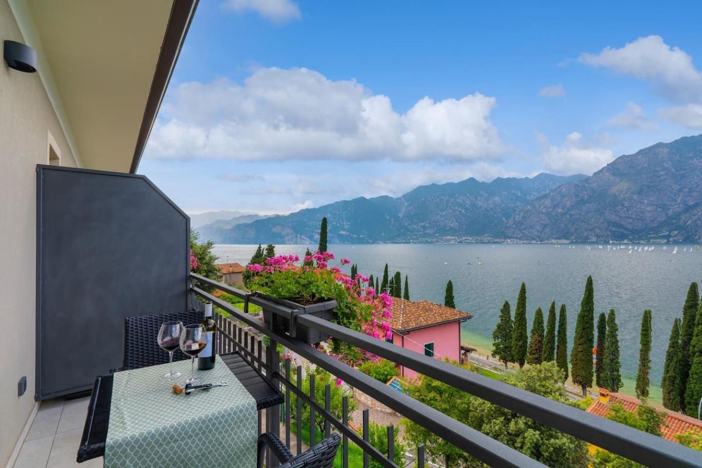 Finestra Sul Lago Malcesine Apt Riva Εξωτερικό φωτογραφία